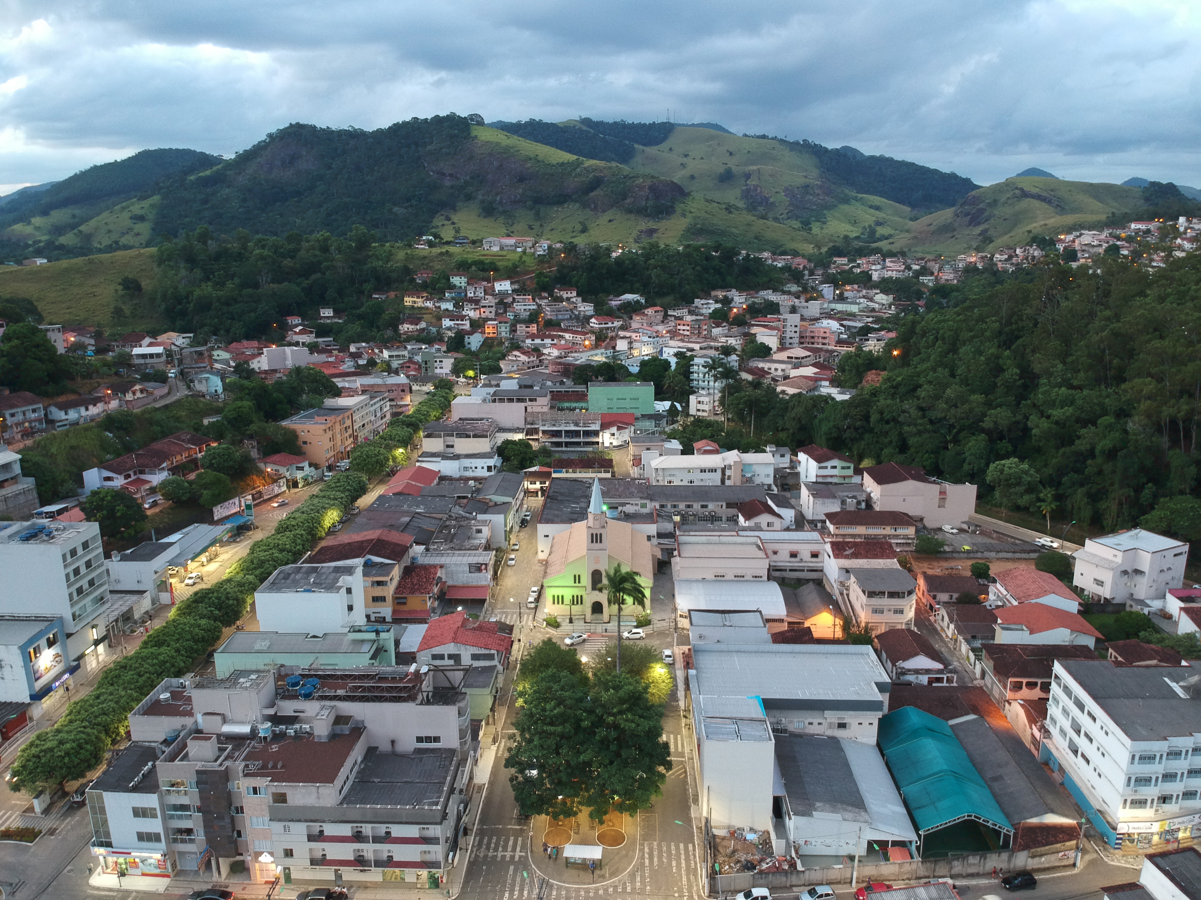 Imagem aérea da sede de João Neiva.